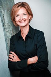 Dr. Franziska Peters Dr. Franziska Peters